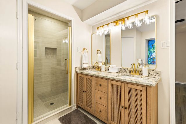 2850 Oak Tree Lane, Midlothian, TX 76065