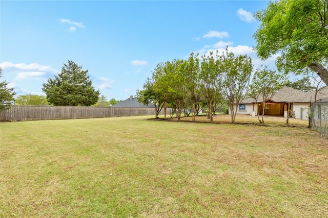 2850 Oak Tree Lane, Midlothian, TX 76065