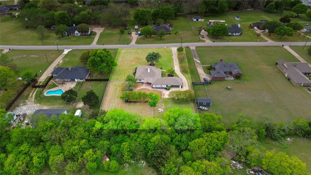 2850 Oak Tree Lane, Midlothian, TX 76065