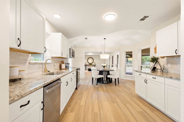 2850 Oak Tree Lane, Midlothian, TX 76065