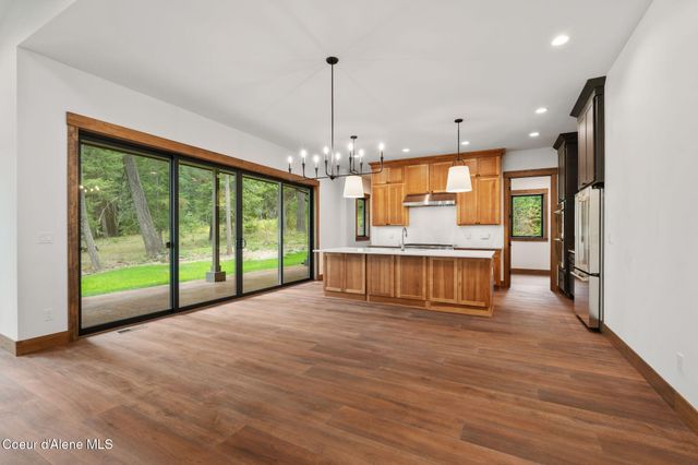 180 Ironstone Dr, Sandpoint, ID 83864