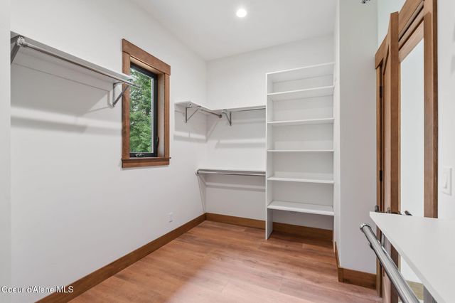 180 Ironstone Dr, Sandpoint, ID 83864