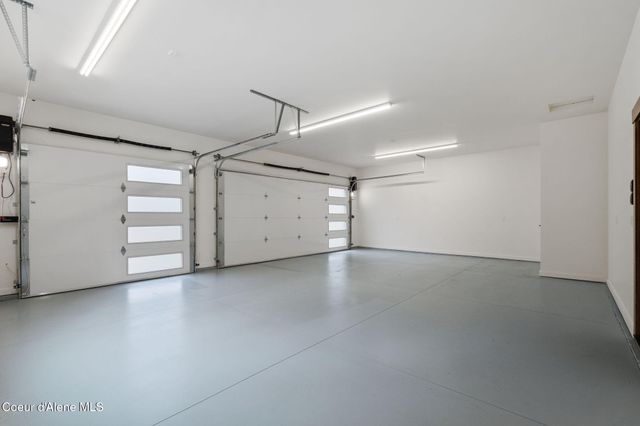 180 Ironstone Dr, Sandpoint, ID 83864