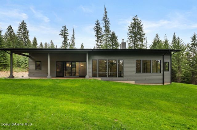 180 Ironstone Dr, Sandpoint, ID 83864