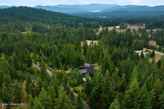 180 Ironstone Dr, Sandpoint, ID 83864