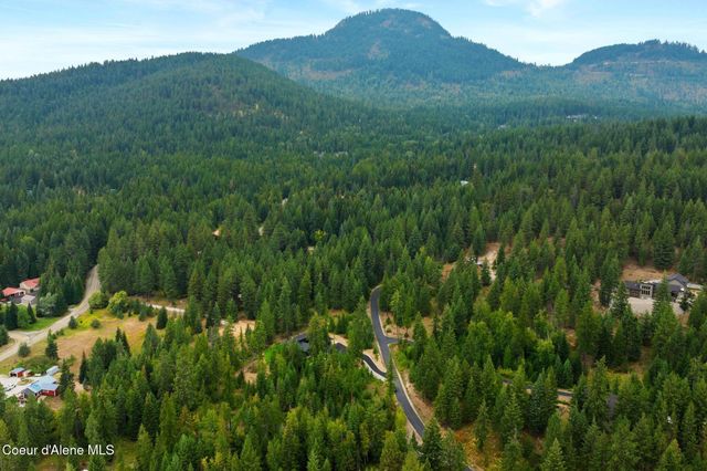 180 Ironstone Dr, Sandpoint, ID 83864