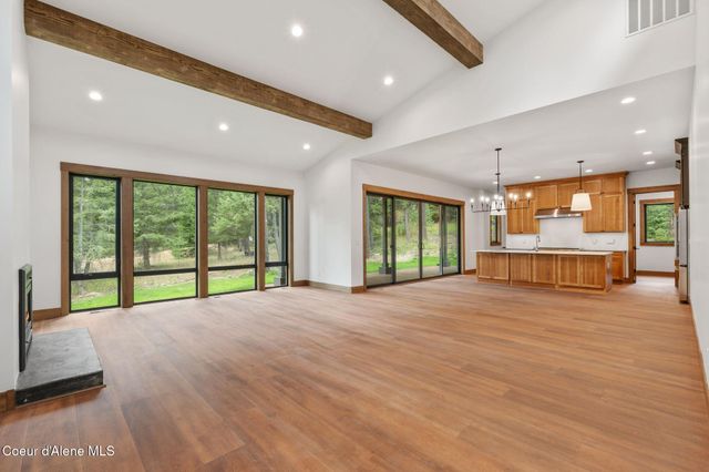 180 Ironstone Dr, Sandpoint, ID 83864