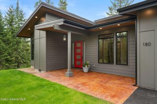 180 Ironstone Dr, Sandpoint, ID 83864