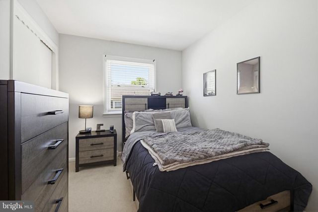 449 W MARION ST, Lititz, PA 17543