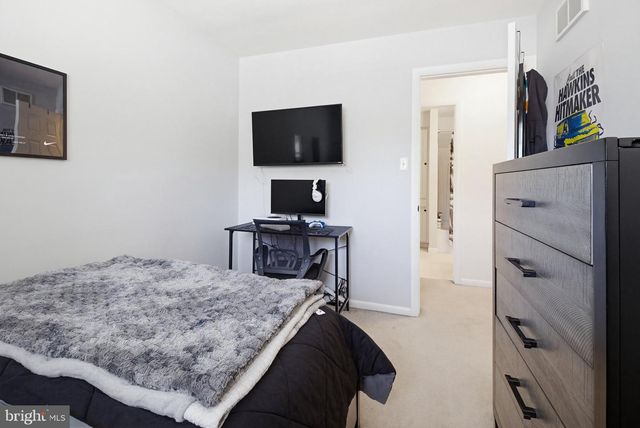 449 W MARION ST, Lititz, PA 17543