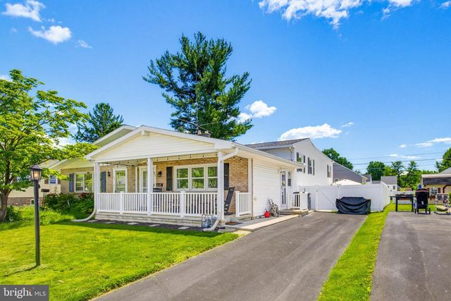 449 W MARION ST, Lititz, PA 17543