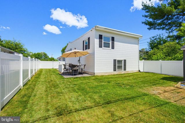 449 W MARION ST, Lititz, PA 17543