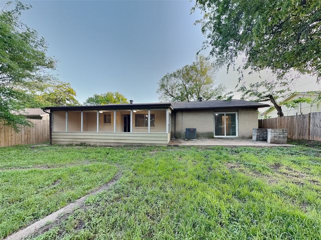 117 Cooper Street, Cedar Hill, TX 75104