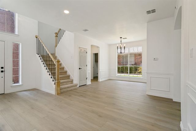 2116 Montclair Lane, Lewisville, TX 75067