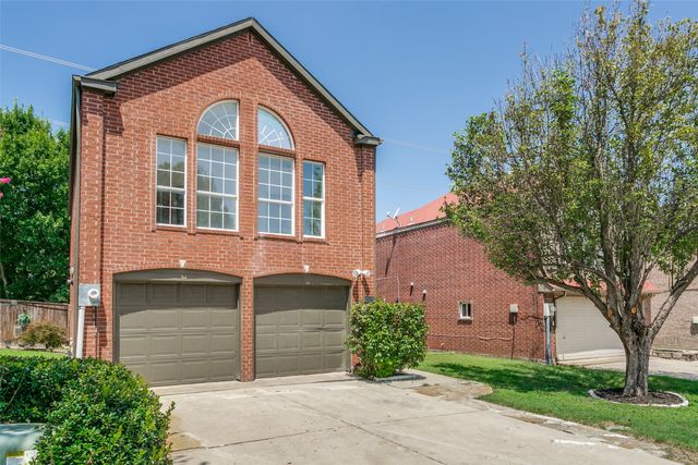 2116 Montclair Lane, Lewisville, TX 75067
