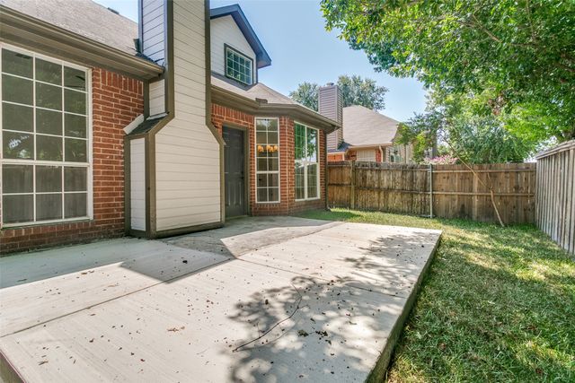 2116 Montclair Lane, Lewisville, TX 75067