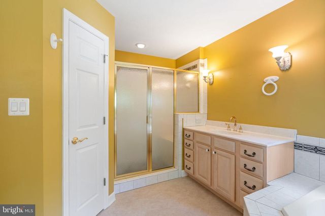 13031 DAHLIA LN, Fredericksburg, VA 22407