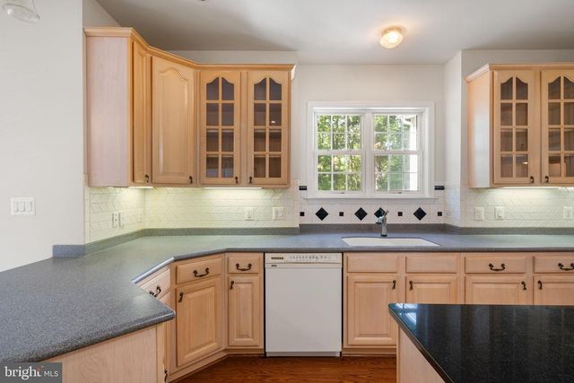 13031 DAHLIA LN, Fredericksburg, VA 22407