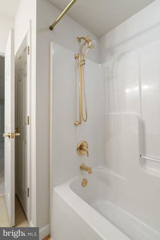 13031 DAHLIA LN, Fredericksburg, VA 22407