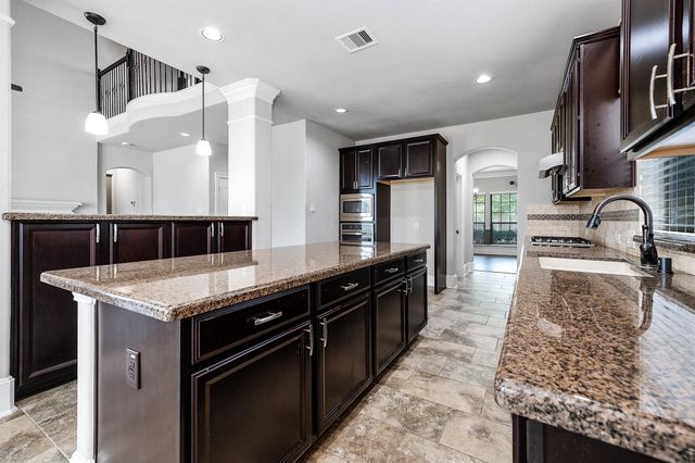 5405 Spear Trail Lane, Rosharon, TX 77583