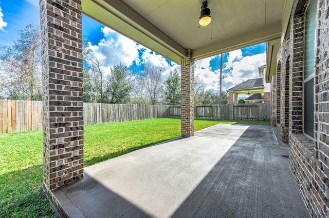 5405 Spear Trail Lane, Rosharon, TX 77583