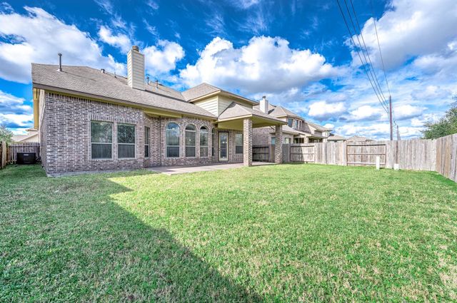 5405 Spear Trail Lane, Rosharon, TX 77583