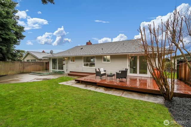 8630 21st Avenue NW, Seattle, WA 98117