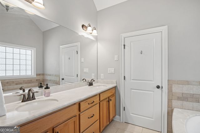 68 Timbercreek Estates Drive, Sharpsburg, GA 30277