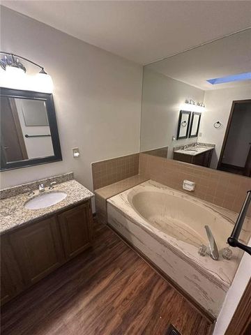 340 Farm Path, Roswell, GA 30075