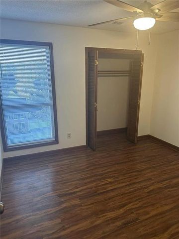 340 Farm Path, Roswell, GA 30075