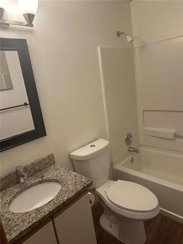 340 Farm Path, Roswell, GA 30075