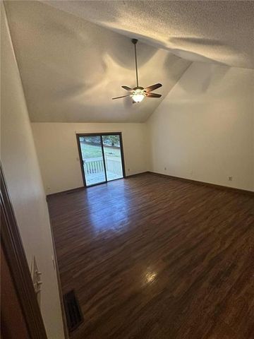 340 Farm Path, Roswell, GA 30075