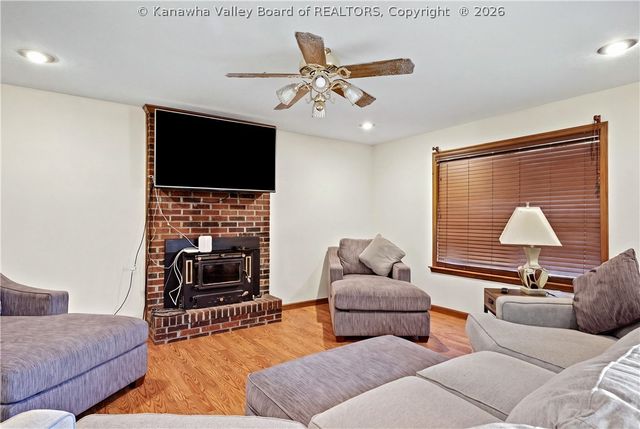 110 Barrington Drive, Scott Depot, WV 25560