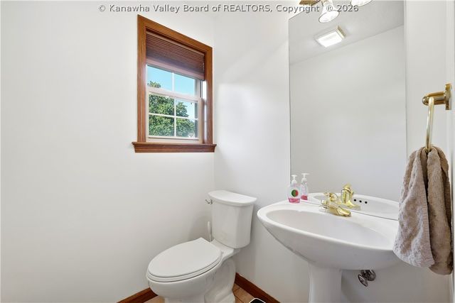 110 Barrington Drive, Scott Depot, WV 25560