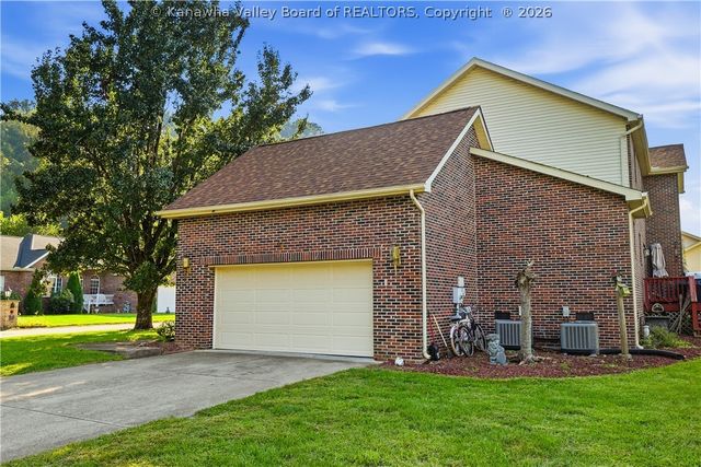 110 Barrington Drive, Scott Depot, WV 25560
