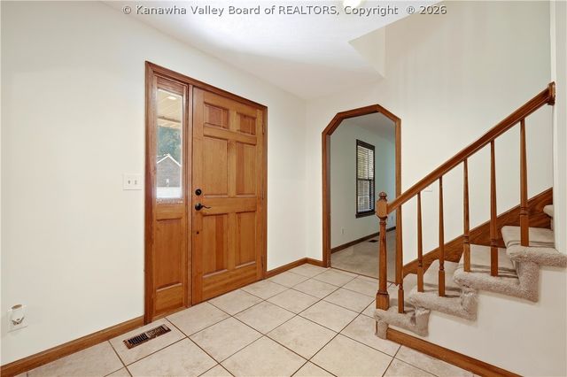 110 Barrington Drive, Scott Depot, WV 25560
