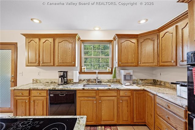 110 Barrington Drive, Scott Depot, WV 25560