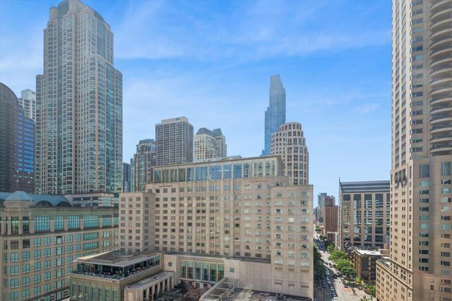 777 N Michigan Avenue 1801, Chicago, IL 60611