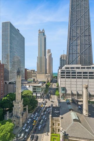 777 N Michigan Avenue 1801, Chicago, IL 60611