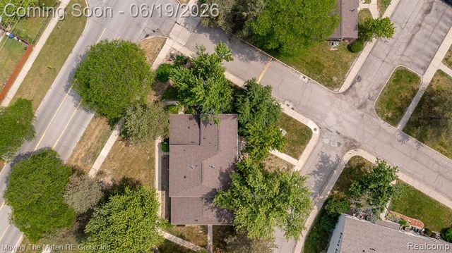 6908 W New Providence Way, Canton, MI 48187