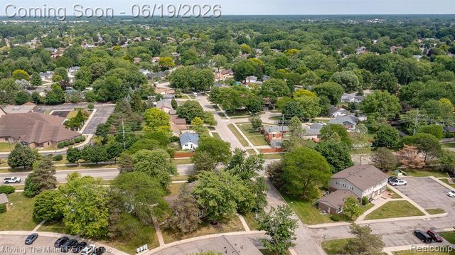 6908 W New Providence Way, Canton, MI 48187
