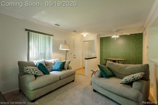 6908 W New Providence Way, Canton, MI 48187