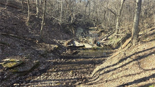 11796 Leonard Road, Gravette, AR 72736