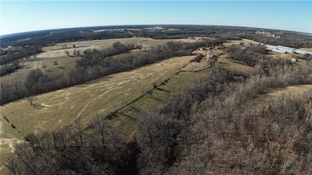 11796 Leonard Road, Gravette, AR 72736