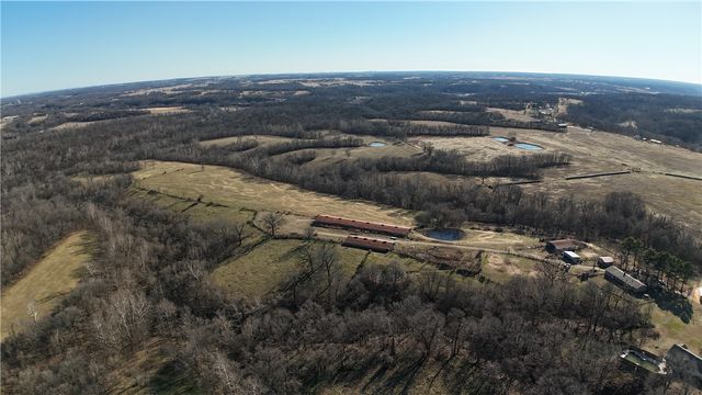 11796 Leonard Road, Gravette, AR 72736