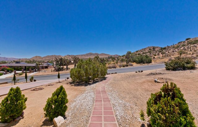55710 Free Gold Dr Drive, Yucca Valley, CA 92284