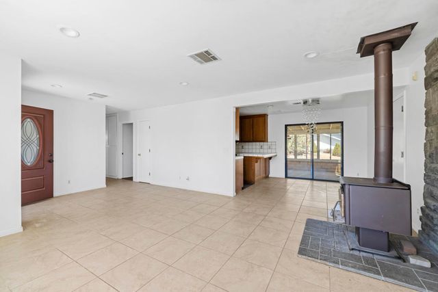 55710 Free Gold Dr Drive, Yucca Valley, CA 92284