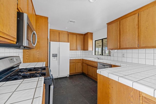 55710 Free Gold Dr Drive, Yucca Valley, CA 92284