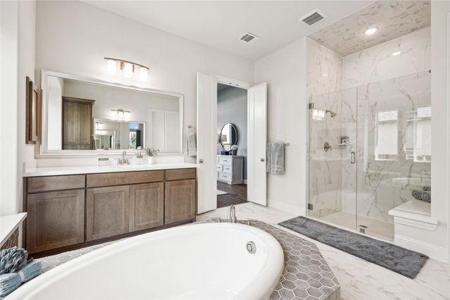 312 Trinity Court, Shady Shores, TX 76208
