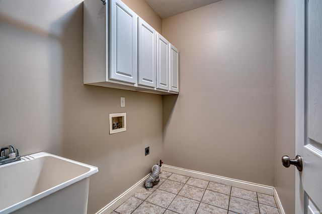 2503 Wheaton Drive, Evansville, IN 47725